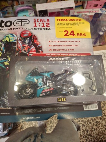 Moto yamaha yzr m1 - moto, yzr-m1